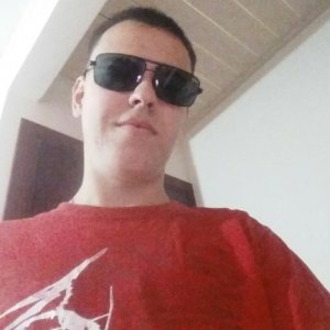 Максим2306 Подкомаровский, 25 лет