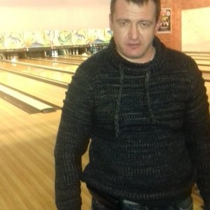 Валодя грибанов, 48 лет