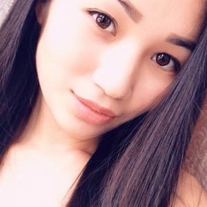 Katrina , 23 года