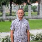 Димитриевич, 54 года