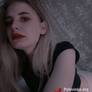 Соня Фихт, 25 лет