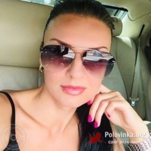 Вика , 42 года