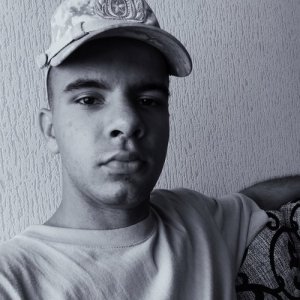 Анатолий , 26 лет