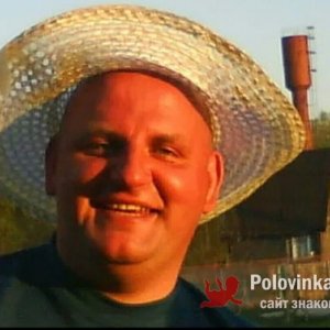 Дмитрий , 42 года