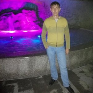 Артем , 38 лет