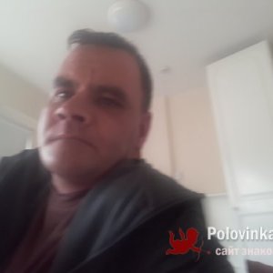 Dainis , 42 года