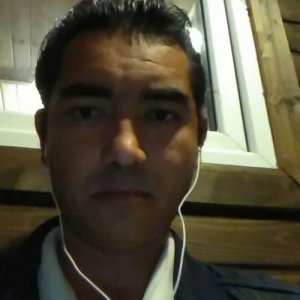 Лазиз , 42 года
