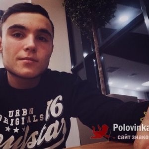 Антон , 25 лет