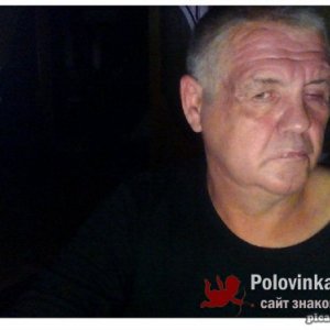Игорь АХМЕТЗЯНОВ, 48 лет