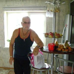 Анатолий , 65 лет