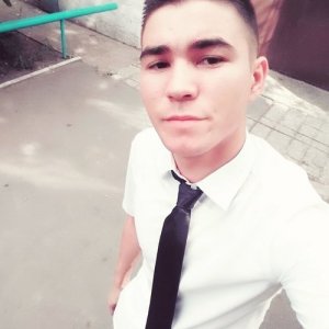 Дамир Искаков, 27 лет