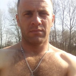 Валентин , 34 года
