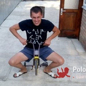 Деня , 38 лет
