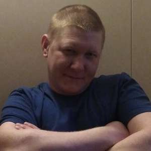 Илья , 41 год