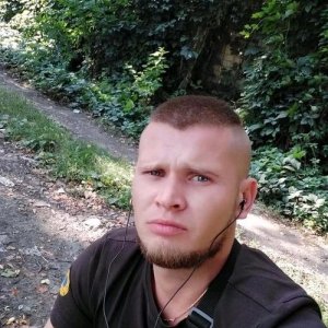 Андрей Колганов, 33 года