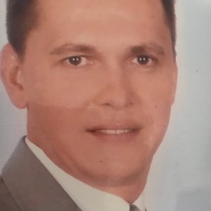 Bob , 44 года