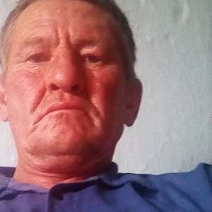Александр Ваулин, 57 лет