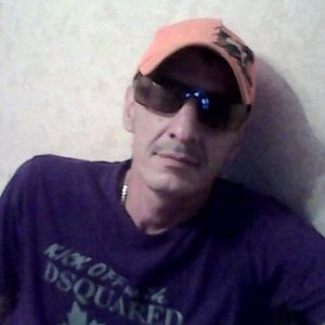 Boris , 53 года