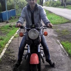 Денис Запуняка, 33 года