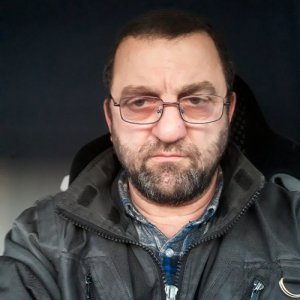 Размик , 59 лет