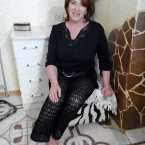 Elena , 63 года