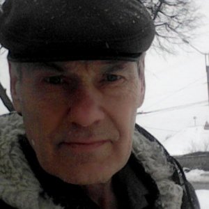 николаевич , 62 года