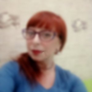 Зазеркальная , 52 года