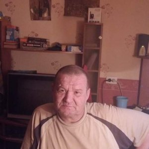 Albert , 62 года