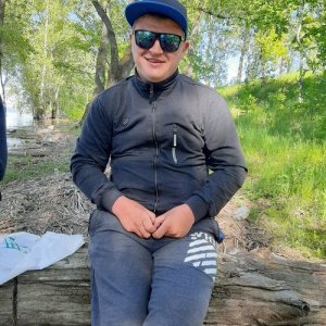 Vladislav , 27 лет