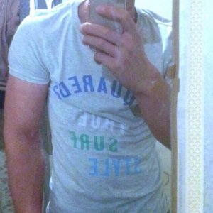 Хусейн , 31 год