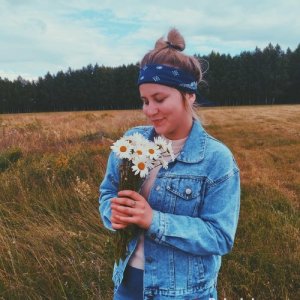 Эля Гараева, 24 года