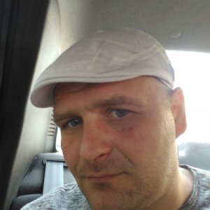 Anton , 42 года
