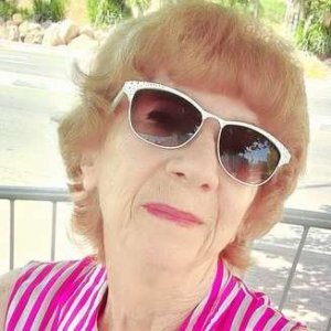 Виктория , 76 лет