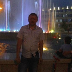 Denis , 44 года