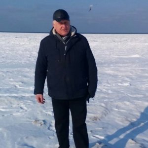 Игорь , 72 года