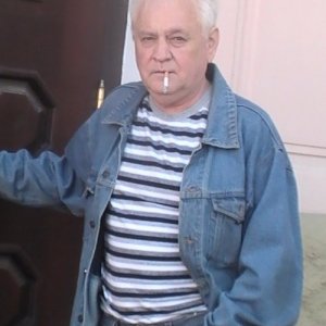 Stan , 64 года