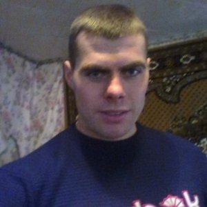 Виталик Каравай, 33 года