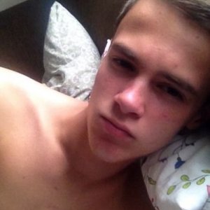 Ваня Багров, 23 года