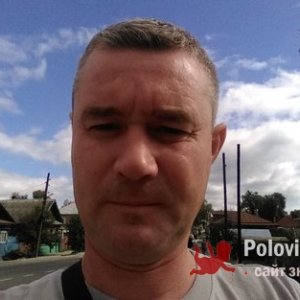 Роман Комаров, 48 лет