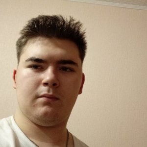 Ярослав , 22 года