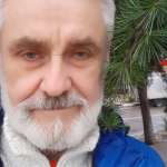 Виктор, 71 год