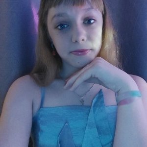 Настя скопцова, 22 года
