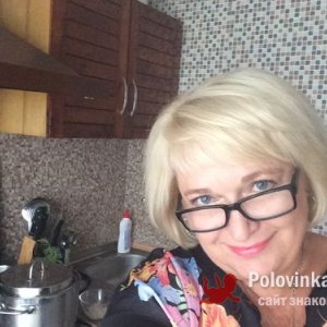 Анна , 66 лет