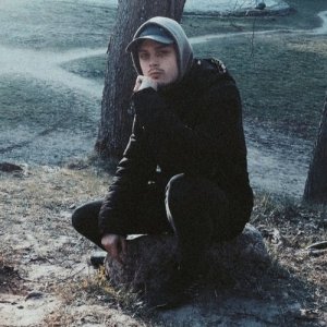Эдуард , 27 лет