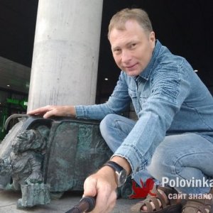 Dmitrii , 42 года