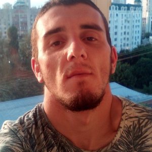 Асад , 25 лет