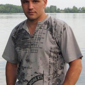 Pavlo , 42 года
