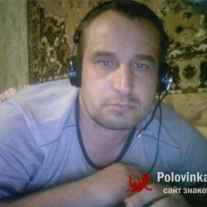 Александр Жорняк, 48 лет