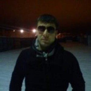 Айбек сафаров, 42 года