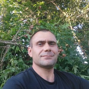 Анатолий , 44 года